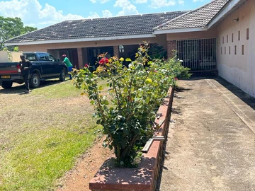 Farm & Agricultural Land